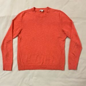 Gap sweater